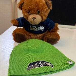47 Brand Brown Teddy Bear with Green Seahawks Hat